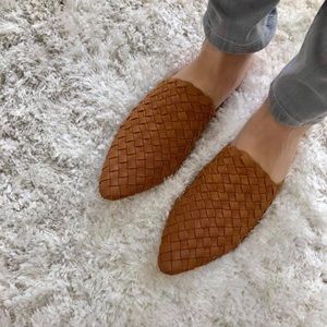 Never been worn, woven leather mules in tan